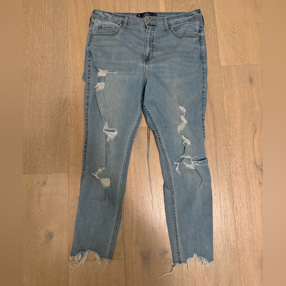 Hollister Ultra High Rise Crop Super Skinny Jeans